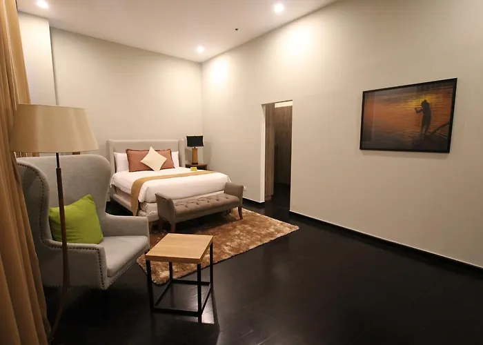 Aparthotel Siglo Suites @ The Milano Residences 2*